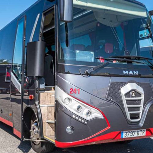 Entrada 3/4- Autocar 30 Plazas Elite Touring