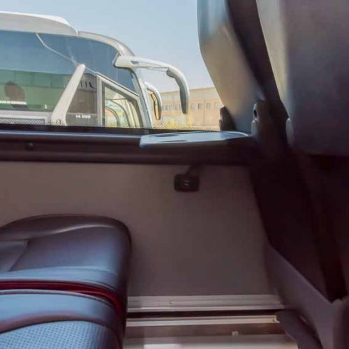 Bandeja / Toma USB- Autocar 30 Plazas Elite Touring