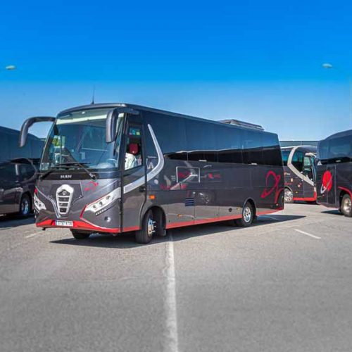 Frente 3/4- Autocar 30 Plazas Elite Touring
